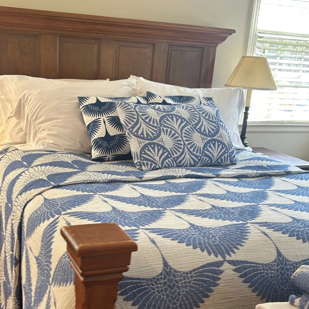 Modern Woven Birds in Flight Cranes Blue Gray KING Bedspread 2 Side FLiPSiDE NEW - Picture 12 of 16